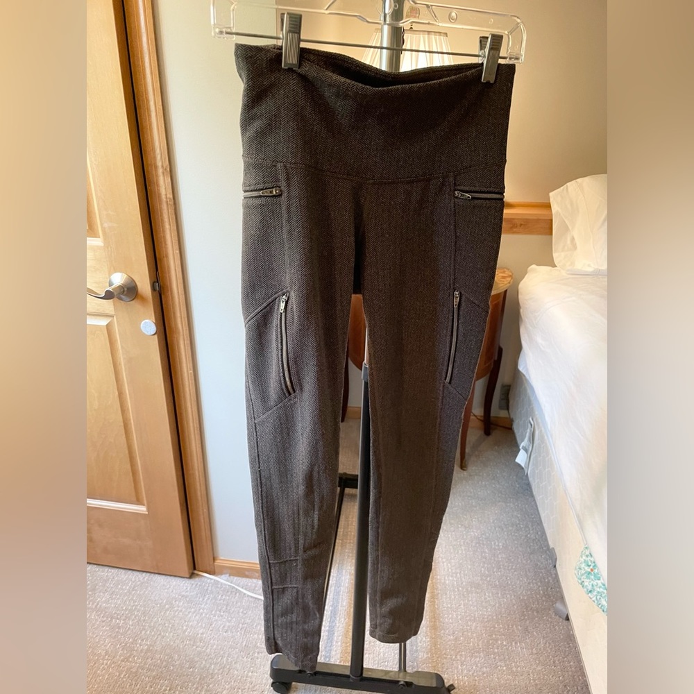 Athleta leggings